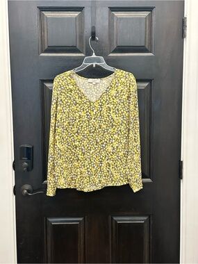 Loft Women's Yellow Floral V-Neck Long Sleeve Top M